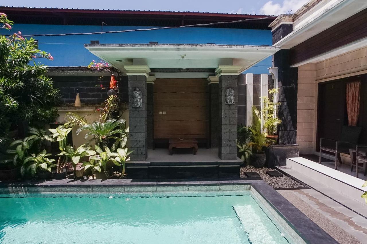 Denays Guesthouse Jimbaran Екстер'єр фото