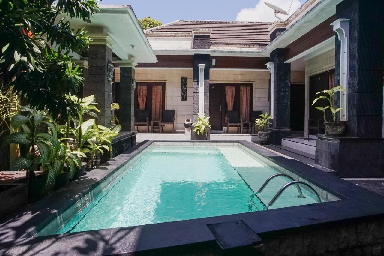 Denays Guesthouse Jimbaran Екстер'єр фото
