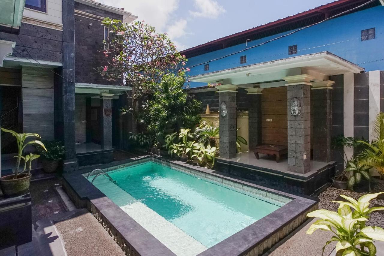 Denays Guesthouse Jimbaran Екстер'єр фото